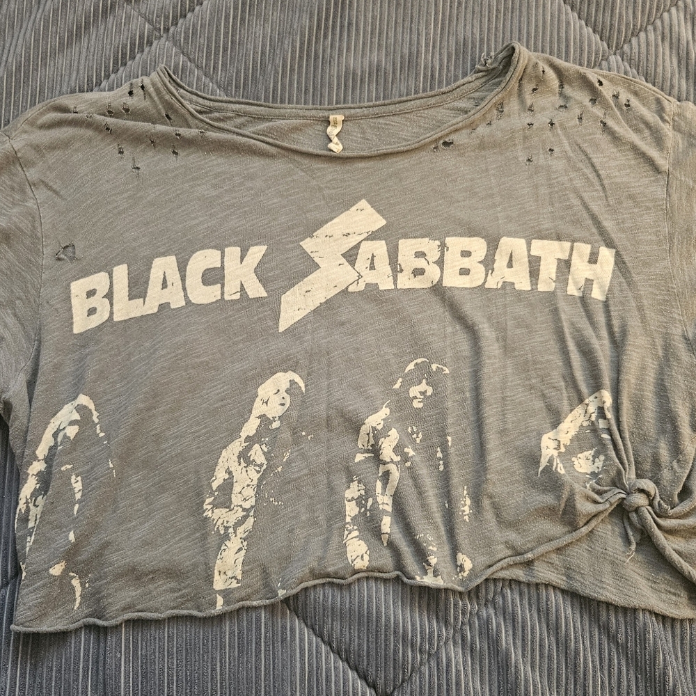 Magnolia Pearl Black Sabbath!